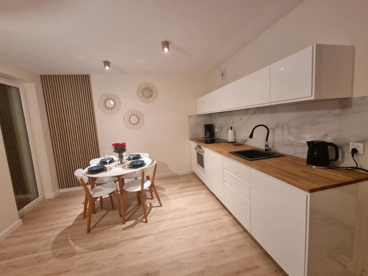 Apartament Osiem Gwiazdek Dziwnówek Exterior foto